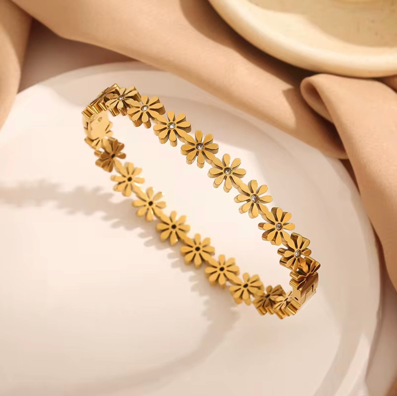Daisy Bracelet