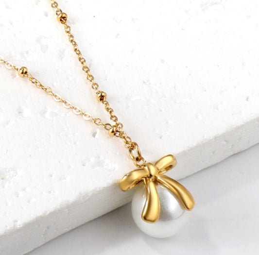 Amélie Pearl Necklace