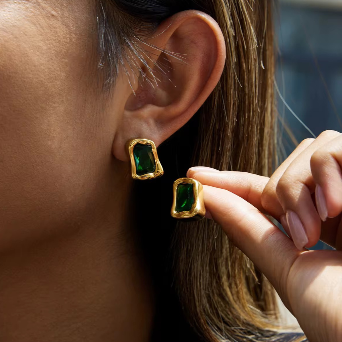Aurelia Stud Earrings